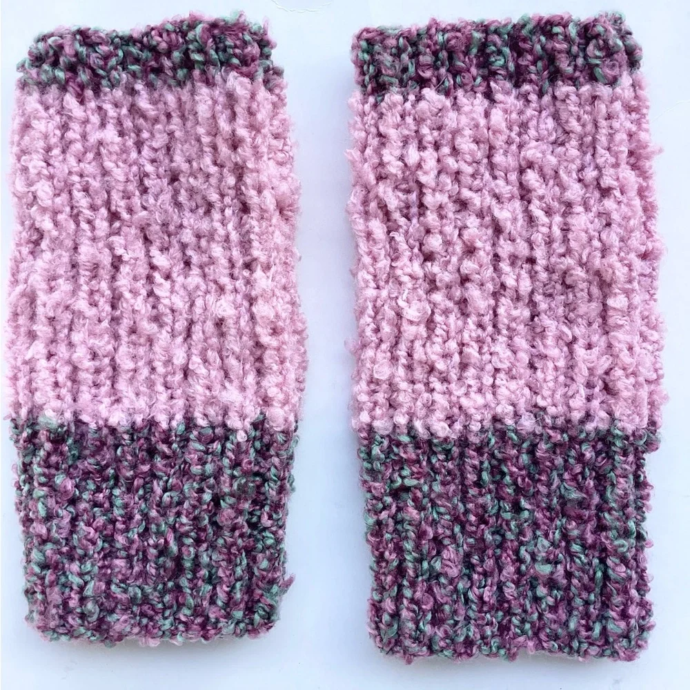 Gloves Fingerless Pink Rose Hand Crafted Knit Soft Cozy Boucle